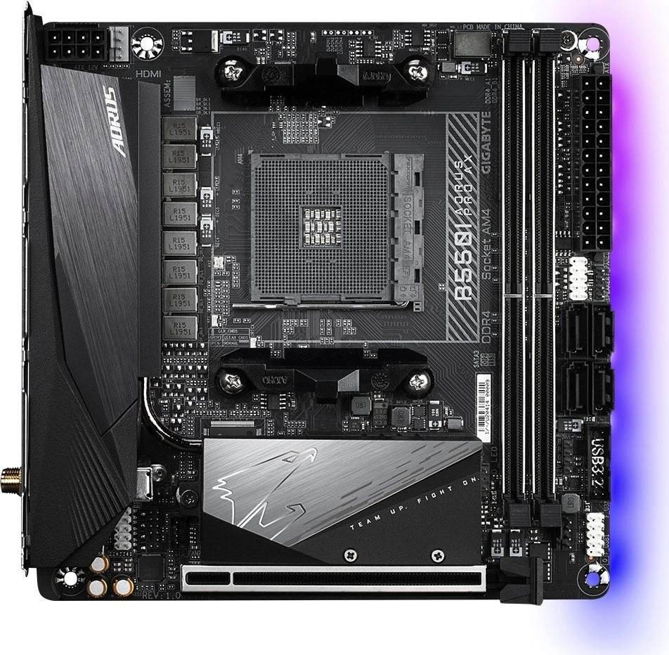 GIGABYTE B550I AORUS Pro AX