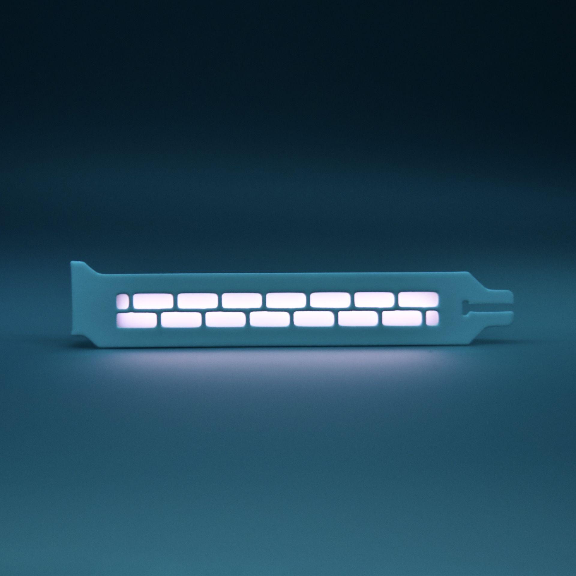 RGB Slotcover – ARGB-Beleuchtung für dein Setup.Farbe:Blockchain Slotcover White